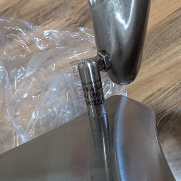 Silver Metal Triangular Light Fixture Base - Picture 5 of 6